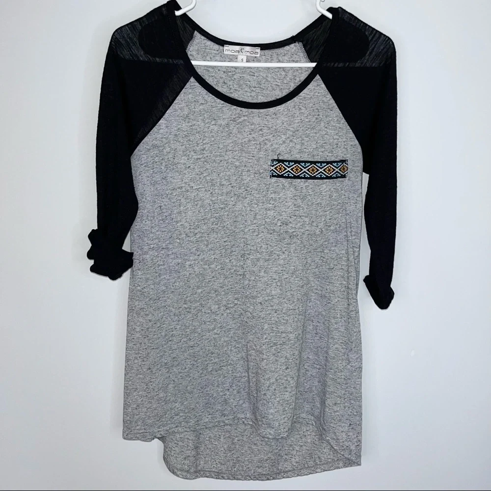 MOA MOA Gray Black Crew Neck Raglan Shirt Small Aztec Front Pocket - Picture 10 of 12